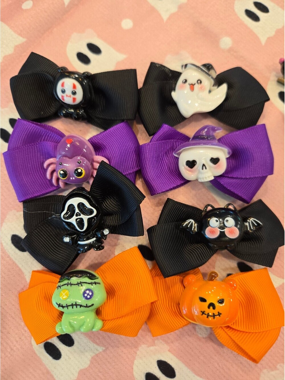 Halloween character bow hair clips set